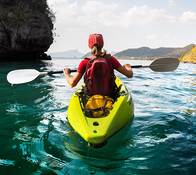 Immersion in wild landscapes and karst formations